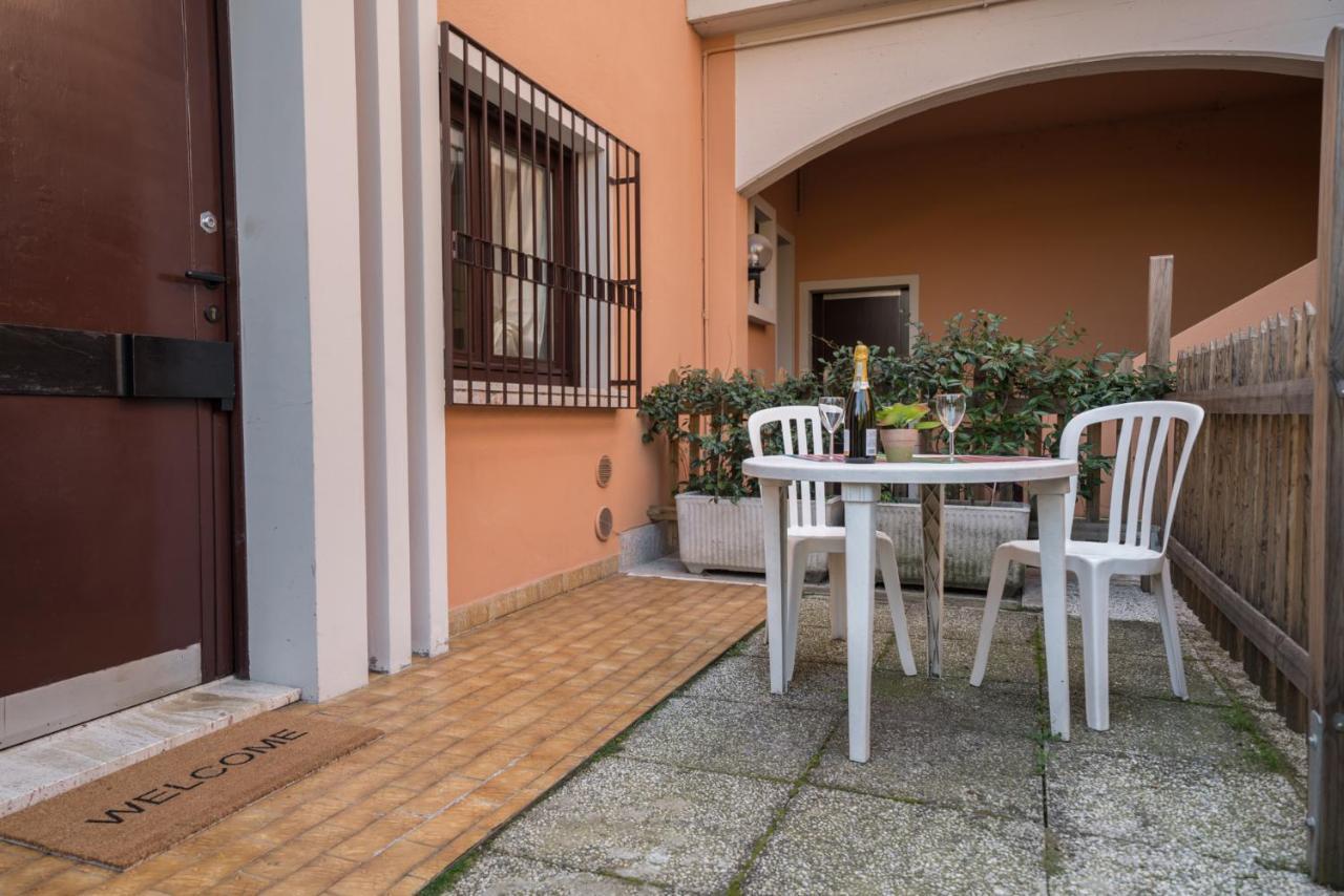 Gardappartamenti Sorgente Pool Sirmione Exterior photo